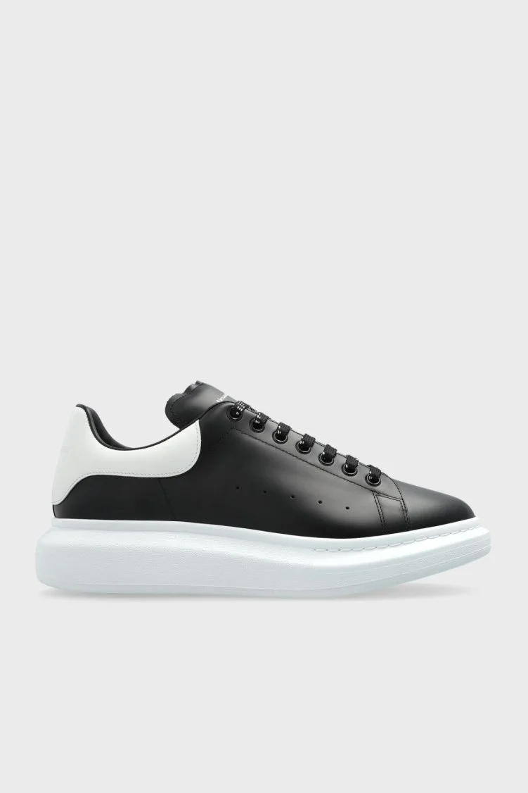 McQueen 9061 Siyah Beyaz